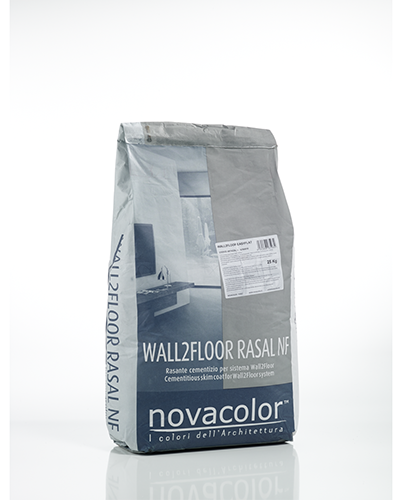 A revolutionary project that – thanks to the use of a versatile contemporary product such as Wall2Floor, in this specific case made even more high-standing because of the electric blue shade that was chosen – modifies traditions, redefines the work space and find its balance between post-industrial and modern architecture.